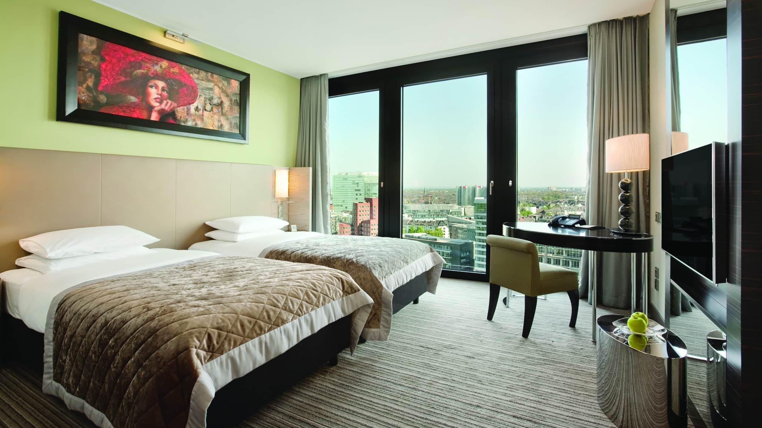 Hyatt Regency Dusseldorf Hotel Luaran gambar A room at the hotel