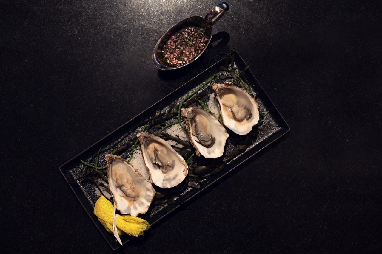 Hyatt Regency Dusseldorf Hotel Luaran gambar Oysters