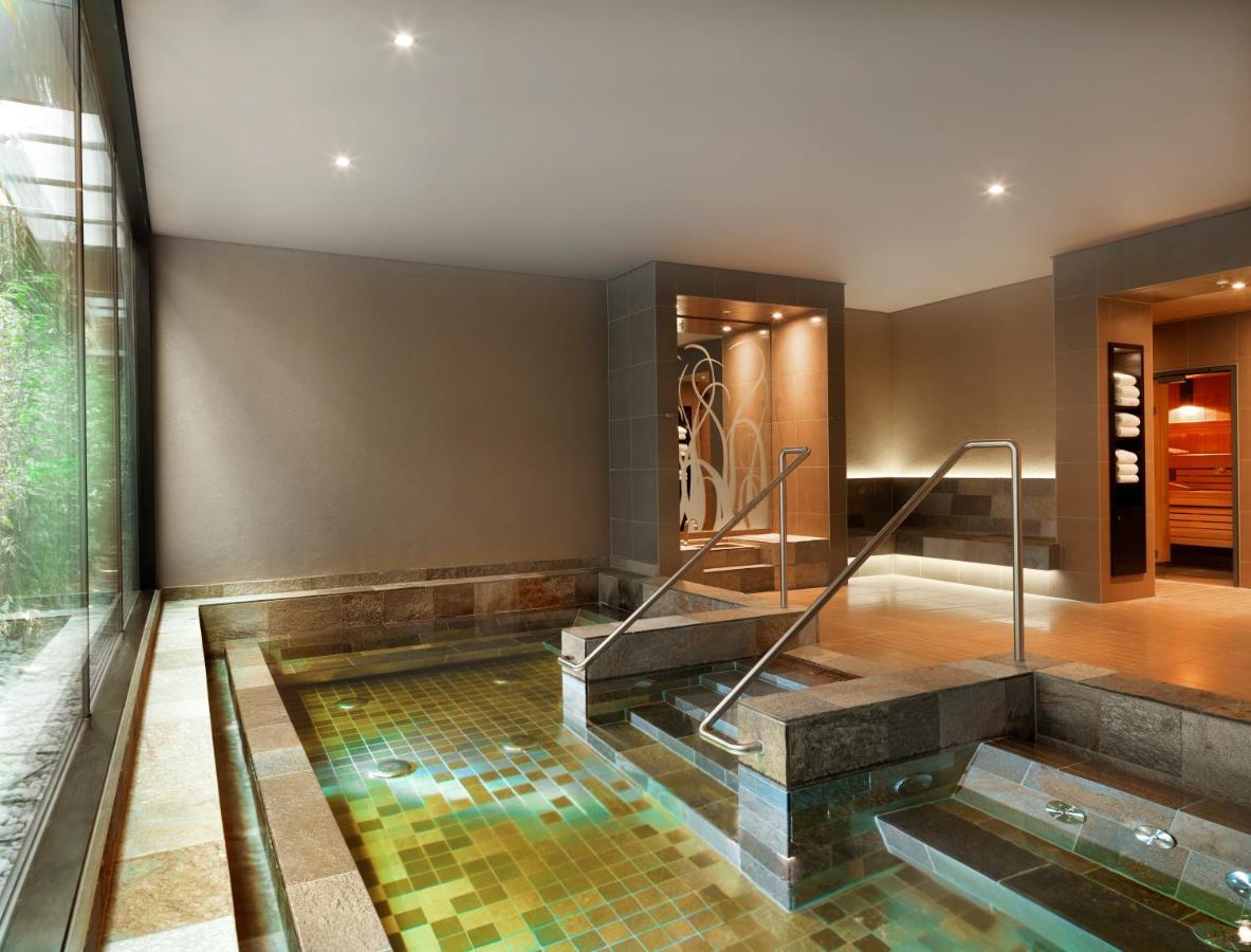 Hyatt Regency Dusseldorf Hotel Luaran gambar A modern onsen in Tokyo