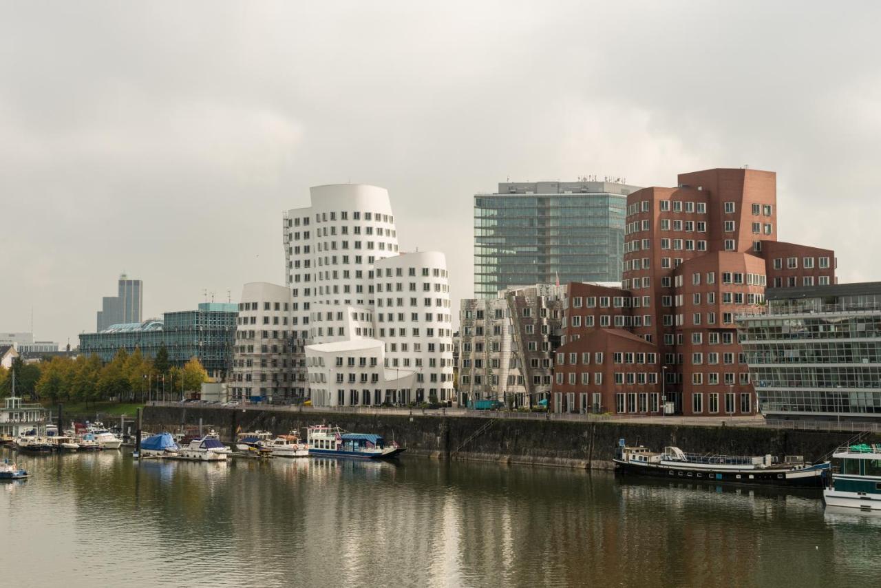 Hyatt Regency Dusseldorf Hotel Luaran gambar Neuer Zollhof